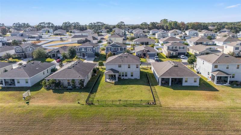 5 bedroom Single Family Residence at 5655 SW 50th Avenue, Meadows Of Heathbrook, Ocala — photo 2
