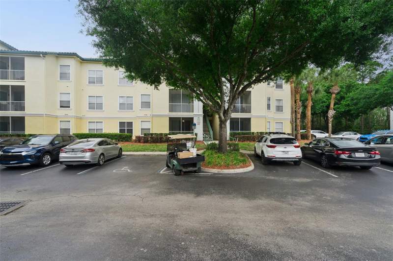 2 bedroom Condominium at 8921 Legacy Court #18-308, Legacy Dunes, Kissimmee — photo 2