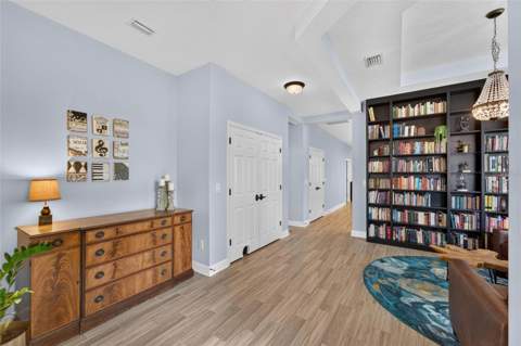 6511 Salt Creek Avenue, Apollo Beach FL - photo 12 of 94