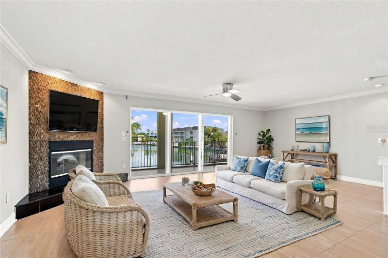 3 bedroom Townhouse at 152 117th Avenue, Island Twnhms Treasure Island, Treasure Island — photo 5