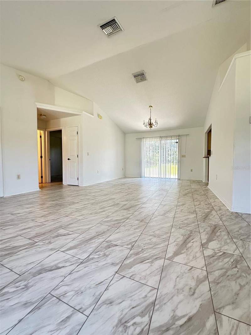 3 bedroom Single Family Residence at 3142 SW 132nd Lane, Marion Oaks Un 7, Ocala — photo 3