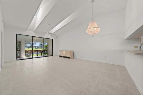 5472 Hampstead Heath #16, Sarasota FL - photo 6 of 6