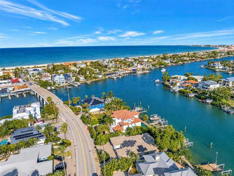5 bedroom Single Family Residence at 199 21st Avenue, Vina-Del-Mar Sec 1, St Pete Beach — photo 4