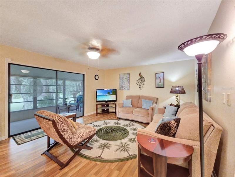 2 bedroom Condominium at 700 Midway Drive #B, Twin Lakes Village East Condo, Ocala — photo 4