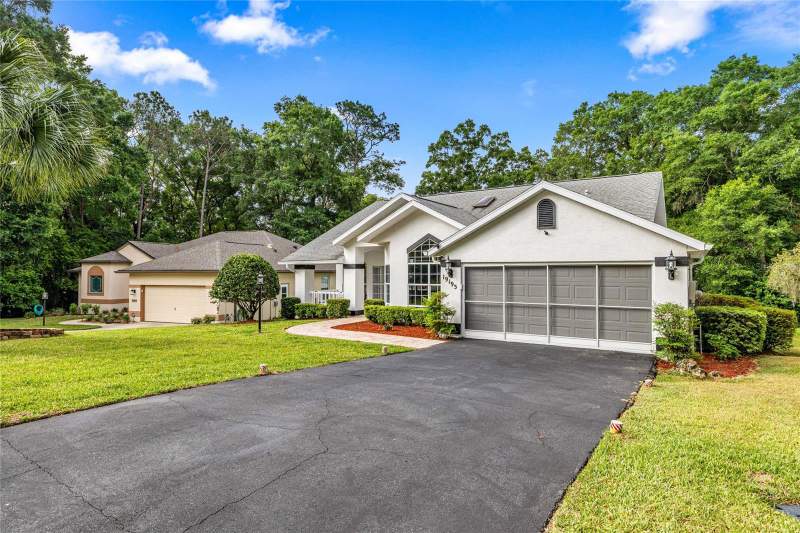 3 bedroom Single Family Residence at 19195 SW 92nd Loop, Rainbow Spgs 05 Rep, Dunnellon — photo 2
