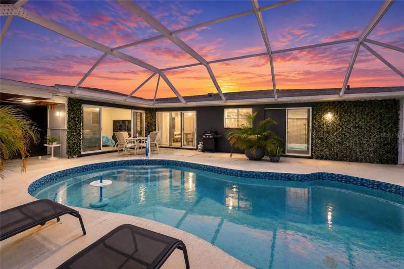3 bedroom Single Family Residence at 6422 Fabian Road, Port Charlotte Sub 42, North Port — photo 2