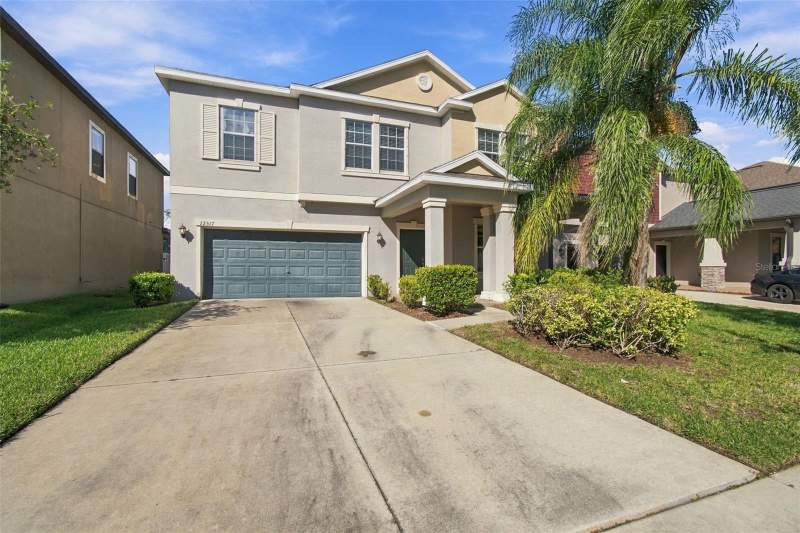 4 bedroom Single Family Residence at 12317 Ballentrae Forest Drive, Ballentrae Sub Ph 1, Riverview — photo 2