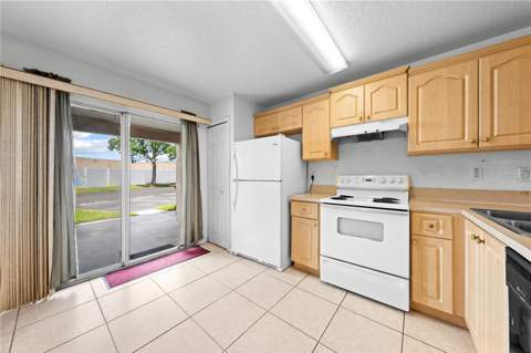3078 Shingle Creek Court, Kissimmee FL - photo 15 of 31