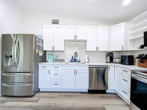 7110 S Mascotte Street, Tampa FL - photo 20 of 40