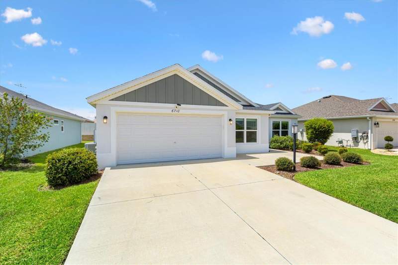3 bedroom Single Family Residence at 6710 Newell Loop, The Village Of Newell, The Villages — photo 3