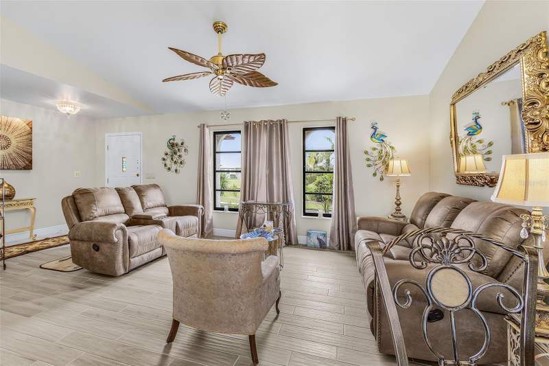 3 bedroom Single Family Residence at 17161 Waters Edge Circle, Kings Bay Estates, North Fort Myers — photo 5