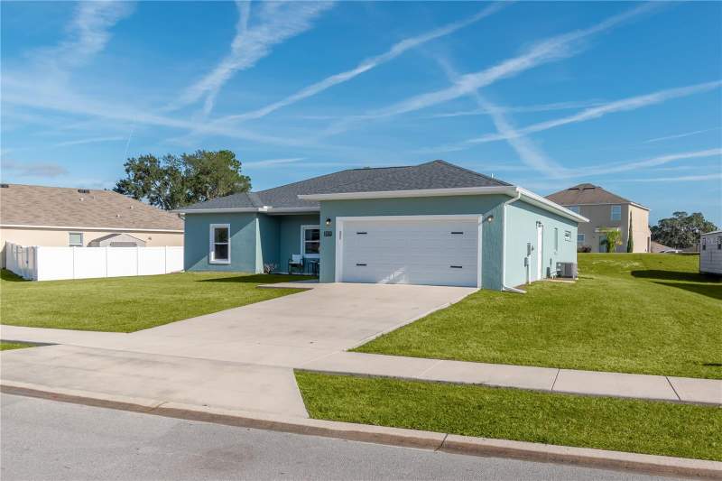 3 bedroom Single Family Residence at 2839 NE 43rd Road, Oak Hill Plantation, Ocala — photo 3