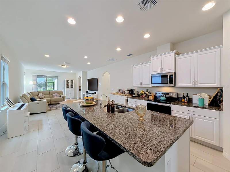 3 bedroom Single Family Residence at 11117 Bostwick Alley, Waterleigh Ph 4A, Winter Garden — photo 4