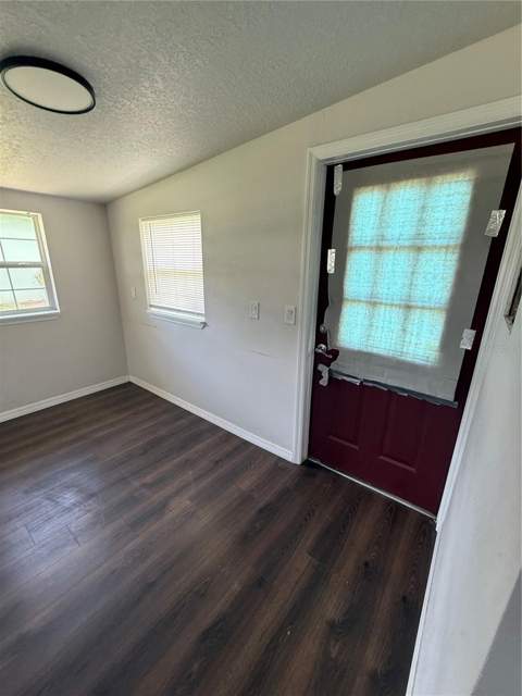 3013 Laurel Avenue, Lake Wales FL - photo 10 of 43
