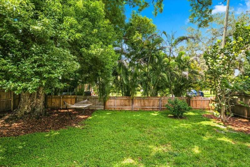 4 bedroom Single Family Residence at 12330 N Rome Avenue, Tampas North Side Cntry Cl, Tampa — photo 3