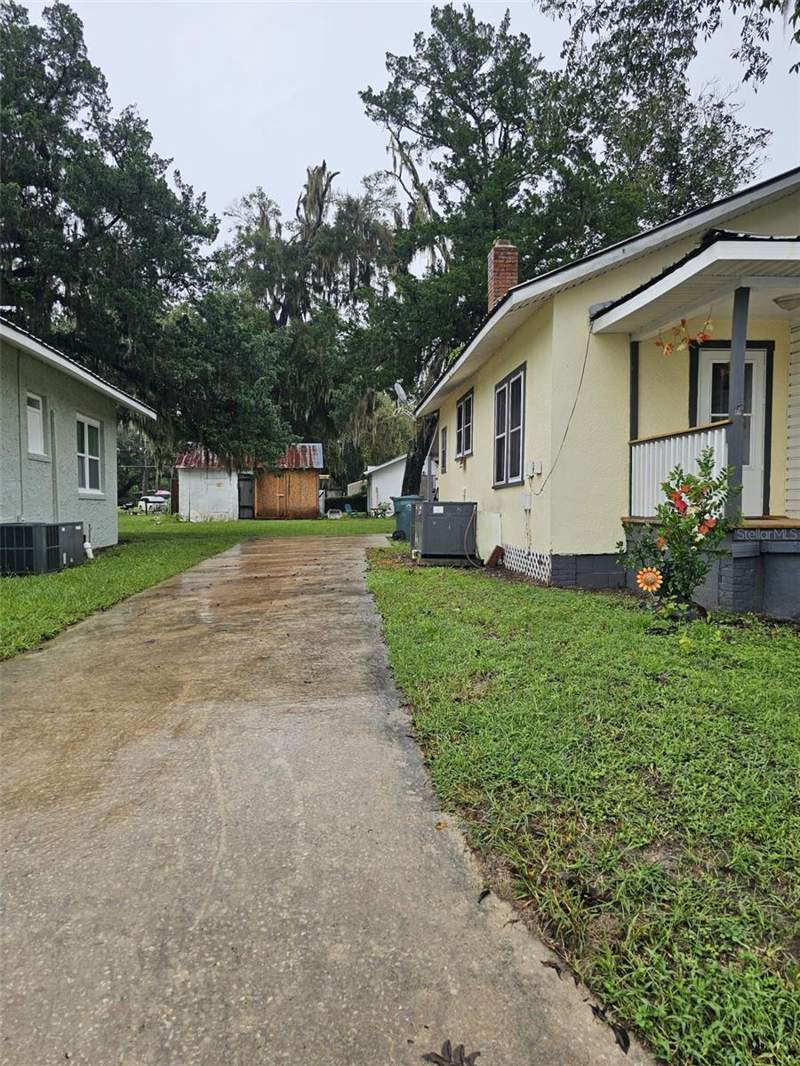 2 bedroom Single Family Residence at 623 NE 8th Avenue, Smith & Daughertys Add, Ocala — photo 3