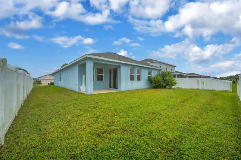 5 bedroom Single Family Residence at 6221 114th Avenue, Willow Bend Ph Ib, Parrish — photo 3