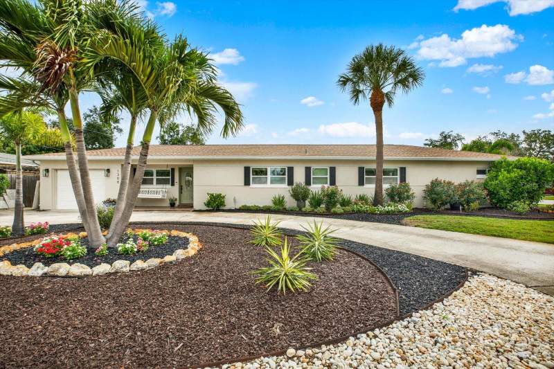 1308 MARION DRIVE home for sale in Pasadena Golf Club Estates