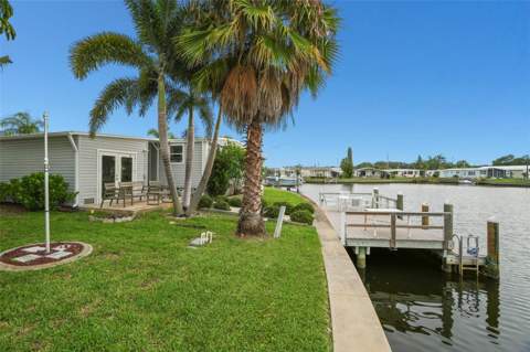 7162 Mount Arlington Drive #417, St Petersburg FL - photo 8 of 37