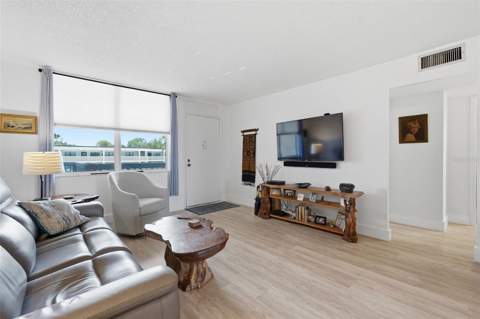 4915 Bay Street #323, St Petersburg FL - photo 17 of 50