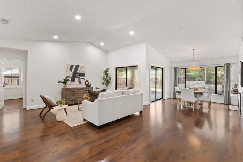 4 bedroom Single Family Residence at 7449 Sparkling Lake Road, Orange Tree Country Club, Orlando — photo 3