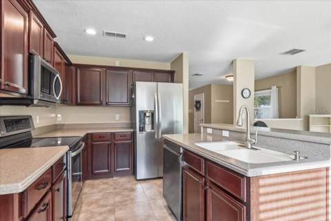 2816 Cliffe Court, Oviedo FL - photo 8 of 25