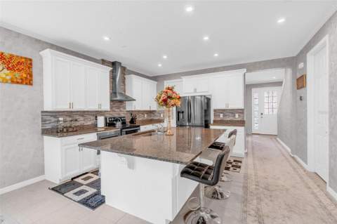 2285 Centerra Loop, Kissimmee FL - photo 13 of 56