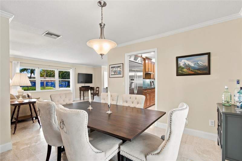 4 bedroom Single Family Residence at 1967 Arvis Circle, Arvis Circle, Clearwater — photo 5