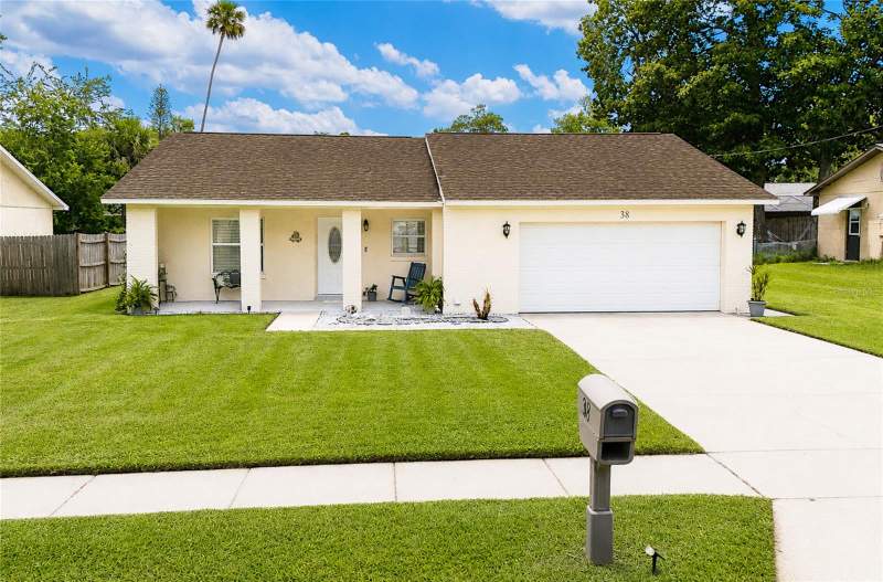 3 bedroom Single Family Residence at 38 Laurel Oaks Circle, Laurel Oaks Replat, Ormond Beach — photo 2