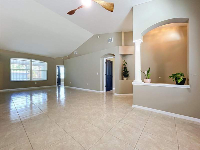4 bedroom Single Family Residence at 4209 Amber Ridge Lane, Copper Ridge Tr C, Valrico — photo 5