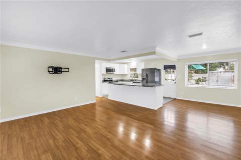 6195 28th Avenue, St Petersburg FL - photo 6 of 6