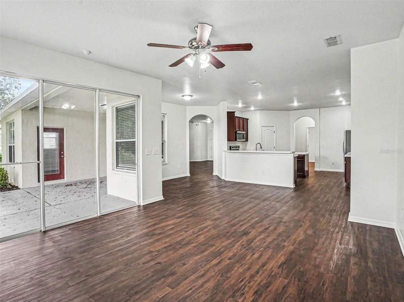 3 bedroom Single Family Residence at 526 Azalea Bloom Drive, Parkside At Errol Estates Sub, Apopka — photo 4