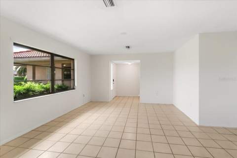 1608 Bob O Link Drive, Venice FL - photo 9 of 43