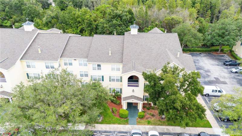2 bedroom Condominium at 18235 Bridle Club Drive #18235, Equestrian Parc At Highwoods Preserve Condominium, Tampa — photo 4