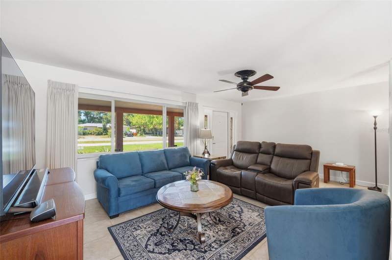 3 bedroom Single Family Residence at 5915 46th Avenue, Kenneth City Unit 10 1st Add, Kenneth City — photo 4