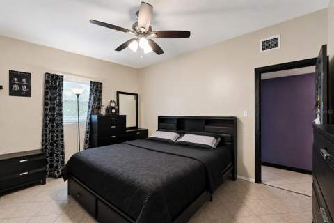 6204 Oakcrest Circle, Orlando FL - photo 8 of 24