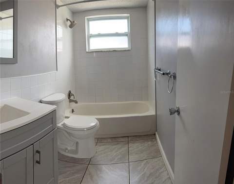 7323 Oak Crest Drive, Port Richey FL - photo 18 of 31