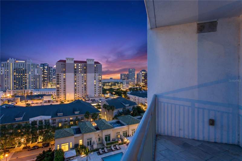 3 bedroom Condominium at 450 Knights Run Avenue #1208, The Plaza Harbour Island A Con, Tampa — photo 2