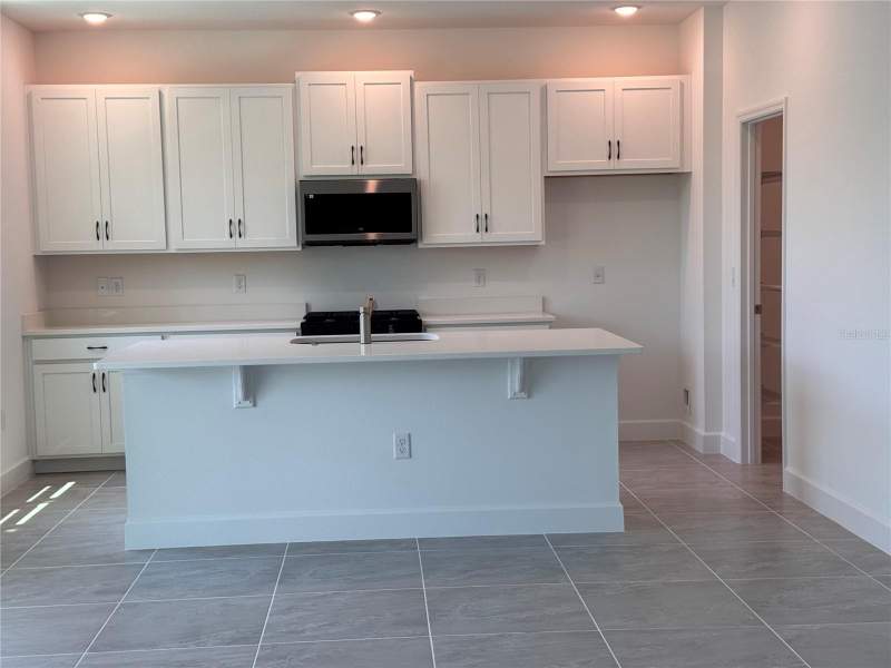 4 bedroom Single Family Residence at 4299 Laurel Site Loop, Oakview, Apopka — photo 5