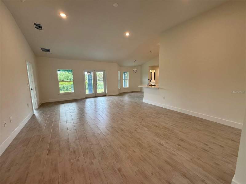 4 bedroom Single Family Residence at 13321 Galveston Avenue, Port Charlotte Sec 085, Port Charlotte — photo 4