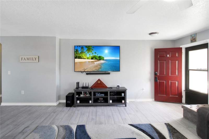 4 bedroom Single Family Residence at 15427 Winter Breeze Lane, Hidden Creek At West Lake, Wimauma — photo 5