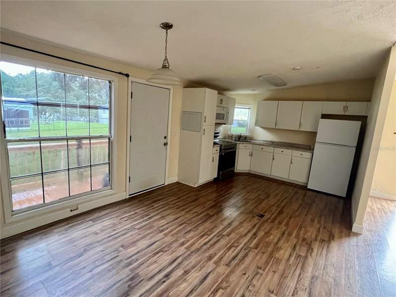 2 bedroom Manufactured Home at 14152 SE 59th Avenue, Belleview Hills Estate, Summerfield — photo 5