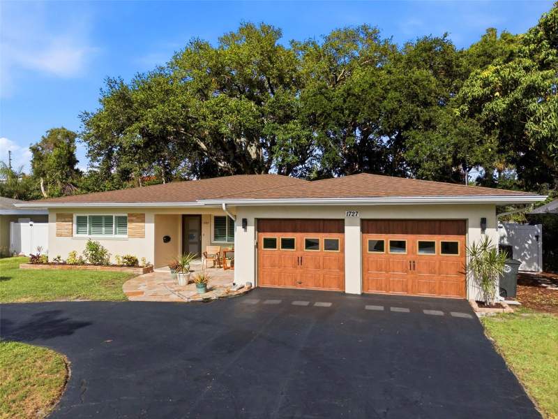 2 bedroom Single Family Residence at 1727 Cypress Avenue, Belleair Estates 2nd Add, Belleair — photo 3