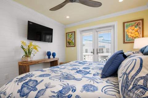 110 10th Street, Bradenton Beach FL - photo 23 of 73