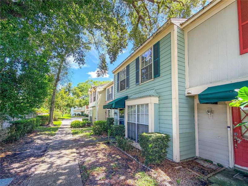 2 bedroom Townhouse at 1844 Mill Run Circle, Fletchers Mill, Tampa — photo 3