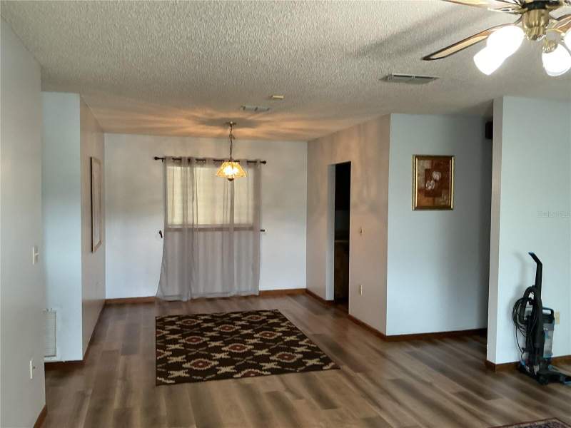 3 bedroom Single Family Residence at 10415 SW 99th Avenue, Pine Run Estate, Ocala — photo 3