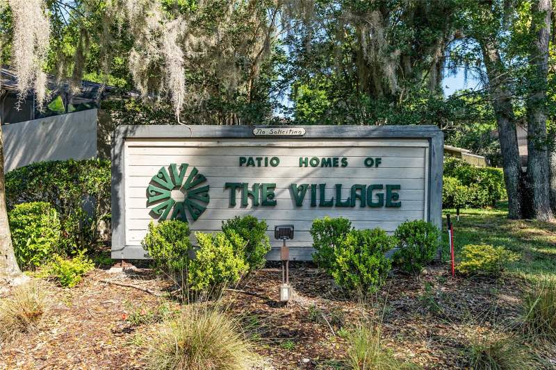2 bedroom Townhouse at 3867 NE 17th Street Circle, The Village, Ocala — photo 2
