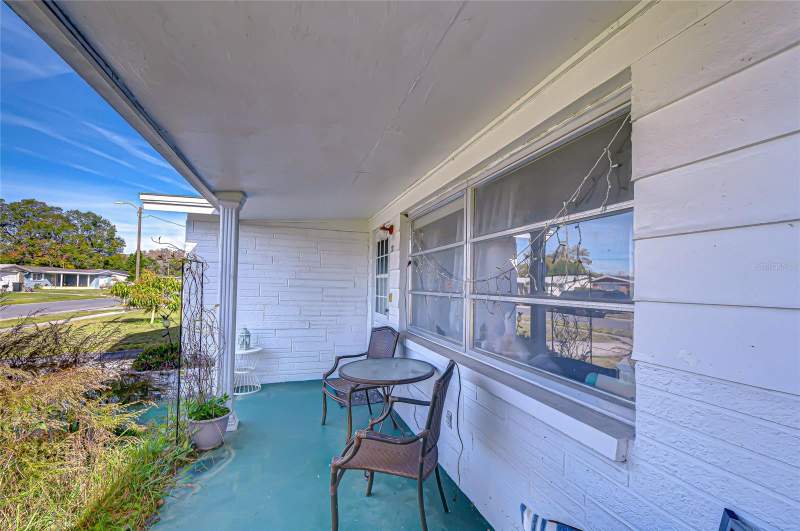 2 bedroom Single Family Residence at 2128 Shannon Drive, Holiday Gardens, Holiday — photo 2