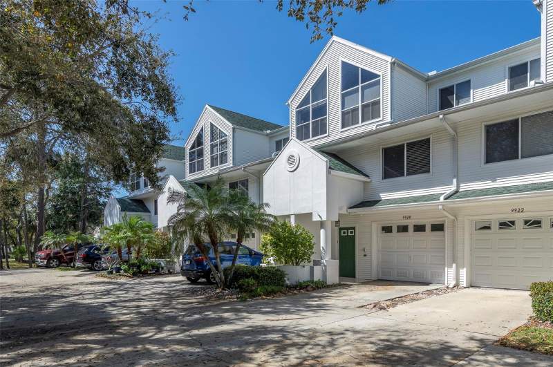 3 bedroom Townhouse at 9920 Indian Key Trail #29, Tara Cay Sound South II, Seminole — photo 2