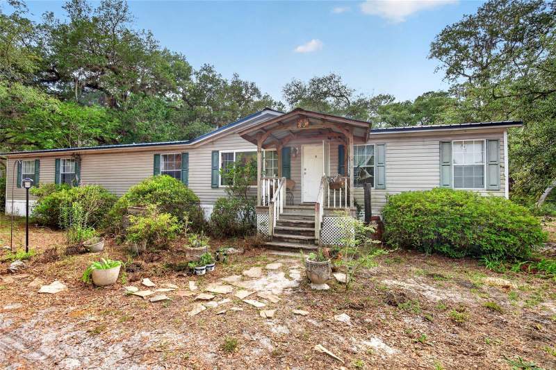 5 bedroom Manufactured Home at 9190 NE 144th Terrace, Govtlot, Silver Springs — photo 2